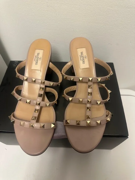 Valentino Garavani Rockstud Slide Blush Pink Rockstud Triple-Strap Flat Sandals - Picture 6 of 8